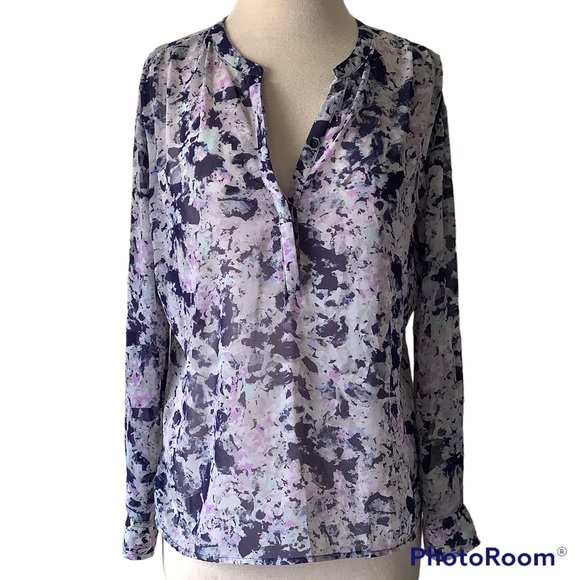 a.n.a. Pretty Floral Button Down Blouse - Picture 1 of 3